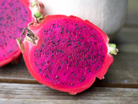 Pitahaya Paars / Pitaya | knalroze vruchtvlees en paarse schil / Merakifruit / Thailand / doos 8-10 stuks ( ca 3 kilo)