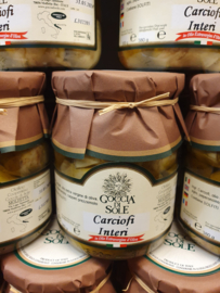Artisjokken in extra vergine olijfolie / carciofi interi |  goccia di sole / grote pot 580g. ca 15 stuks /  t.h.t. 17-04-2025
