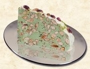 Nougat punt Rivoltini / Nogataart zacht met Pistache /t.h.t. 31-08-2024 / ca 200Gram