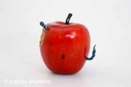 Mixed Media Glaskunst:  Appeltje voor de dorst