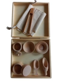 Explore Kit - Houten Speelbak Sensory Box met deksel en accessoires