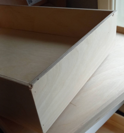 B-keusje Houten Speelbak / Sensopatische Speelbak 50 x 35 x 10 cm