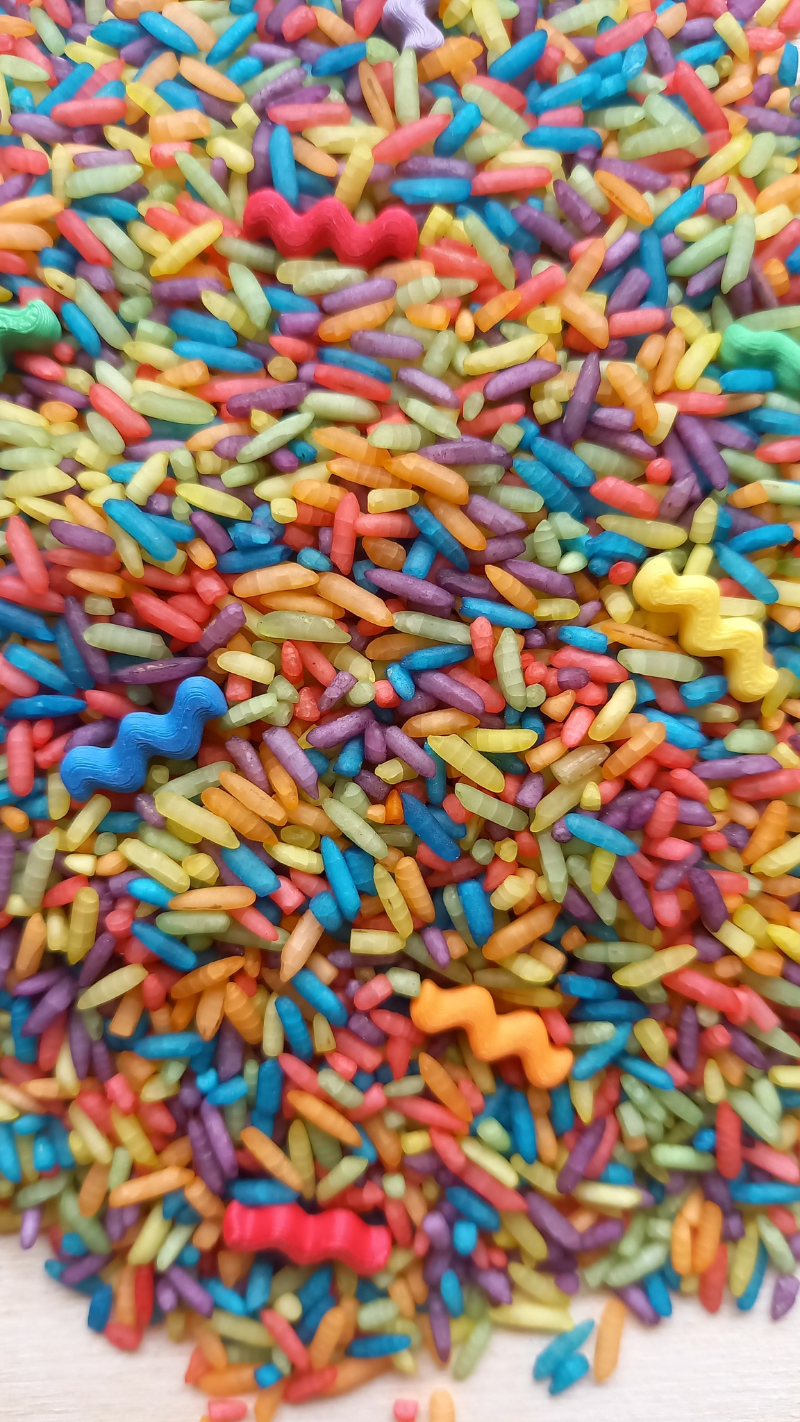 Grennn 'Wave' Speelrijst Regenboog 750 gr.