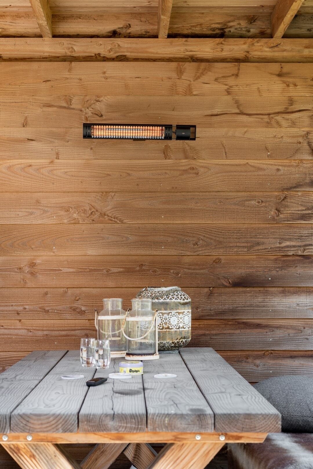 Eurom | Hangende Terrasverwarming | Elektrisch | Golden 2000 slim | 2000W | 22m² | Golden Amber | Afst. & dimmer | 334906
