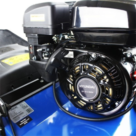 Hyundai verticuteermachine 210cc benzine motor - gazonbeluchter