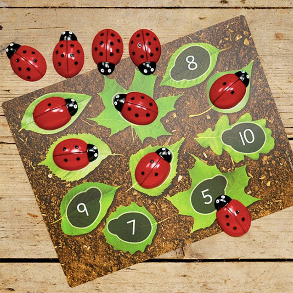 Yellow Door Telstenen Lieveheersbeestje + 2jr | Yellow Door | Gras onder je  voeten