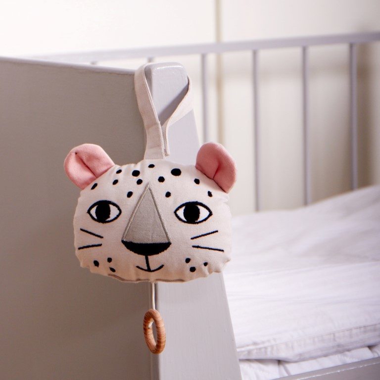 Roommate Muziekdoosje Leopard Off White | Roommate | Gras Roommate Muziek Mobiel Luipaard Leopard Music Mobile
