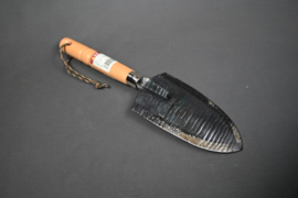 Bonsai Japanese spade/spading trowel - semi-sharpened - carbon - short handle