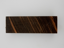 Ebbenhout (Coromandel), zwart-wit -cross cut-