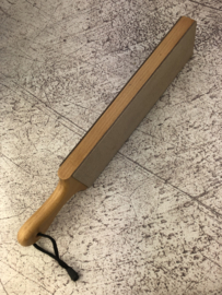 Kagemitsu Stropping wood - saddle leather - with handle 2 sides.