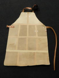 Leather apron -camel-