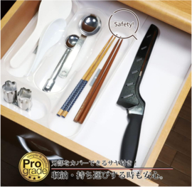 Shimomura Sakurayui Pro Pankiri (bread knife) 210 mm with sheath