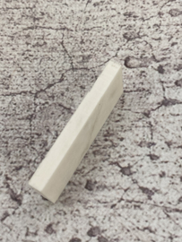 Runderbot (bone handle material), spacer, wit  -M-