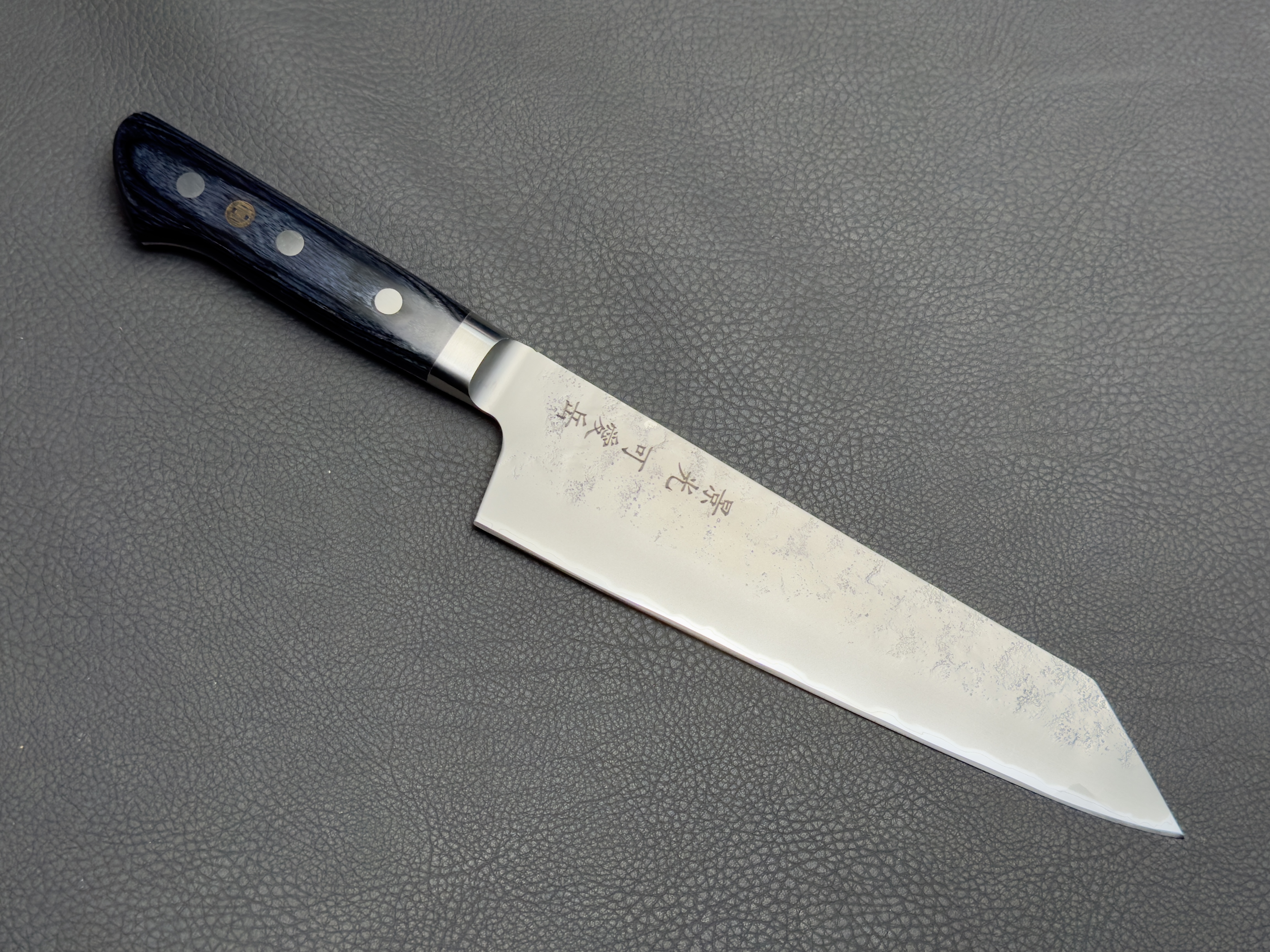 Kagemitsu Enodake 可愛岳, Aogami #2, Kiritsuke-Gyuto 195mm (chef’s knife) -western handle-