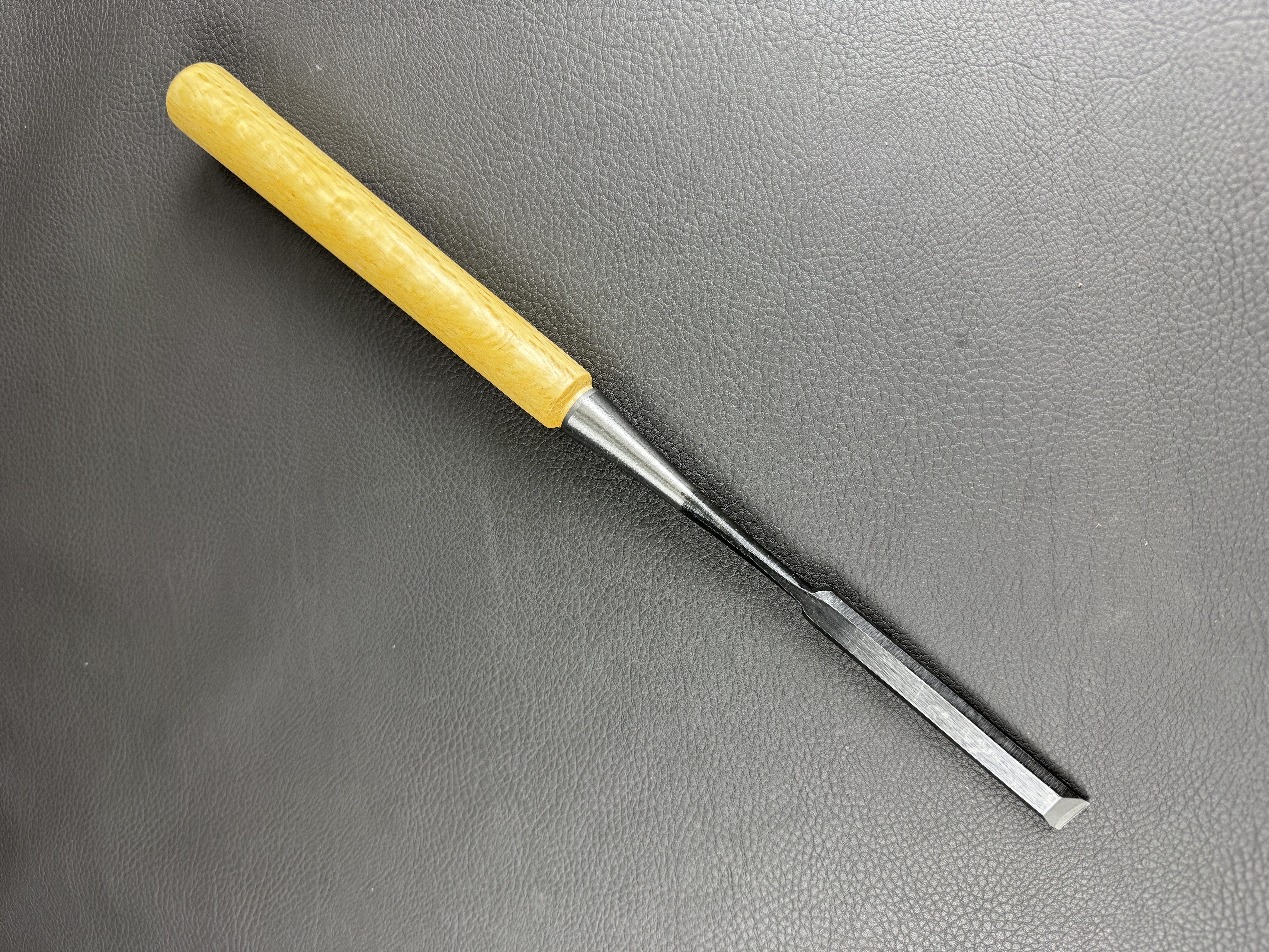 Fujikawa Oukyo Kinari Nomi Japanese layered steel chisel Shirogami (6 - 48 mm)