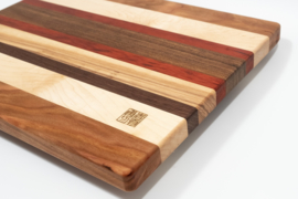 Unieke snijplank (handgemaakt), Kersen, esdoorn, redheart, walnoot, essen.​