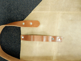 Leather apron -camel-