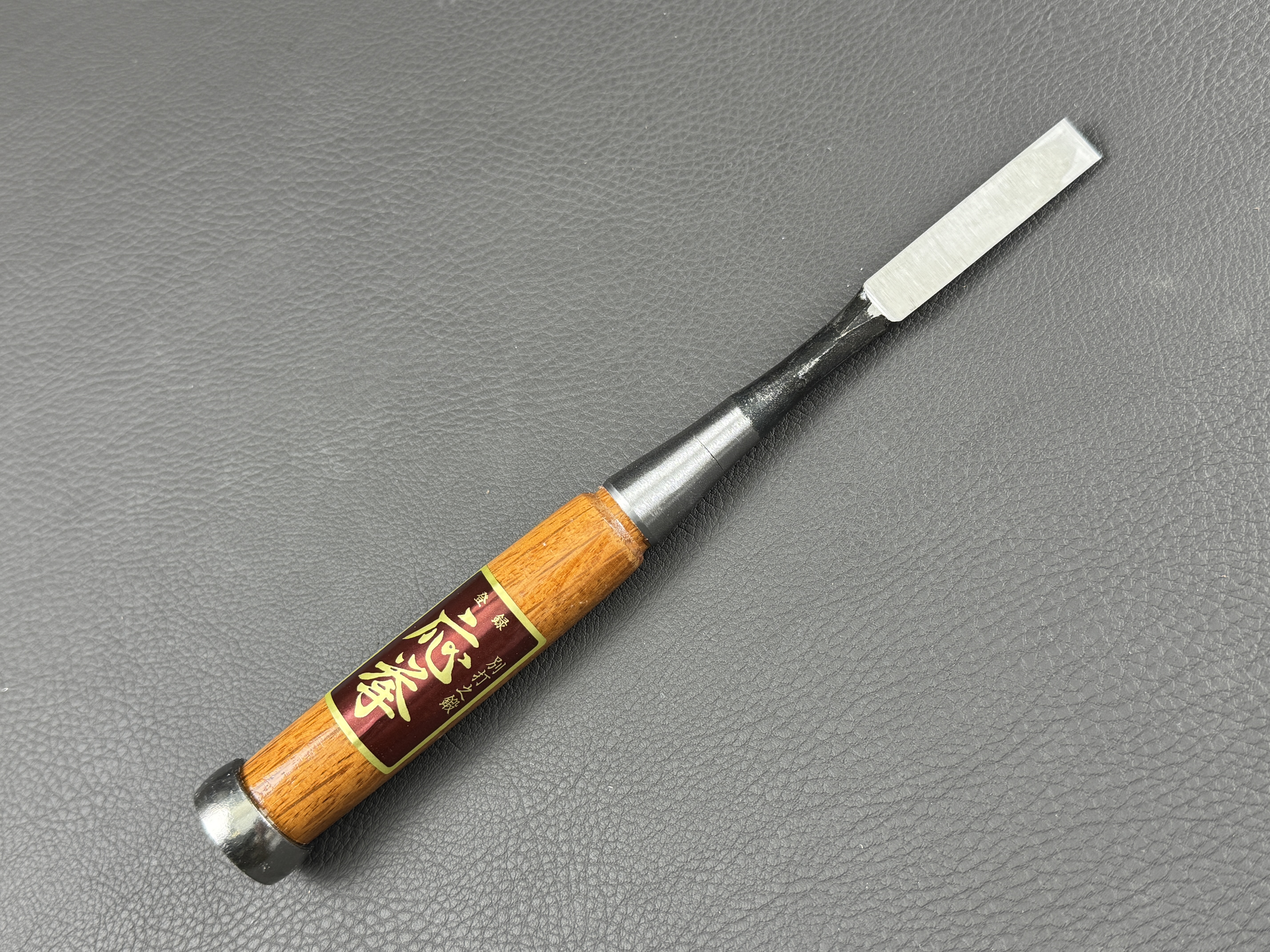 Fujikawa Oukyo Oire Japanese Layered Steel chisel Shirogami (3 - 42 mm)