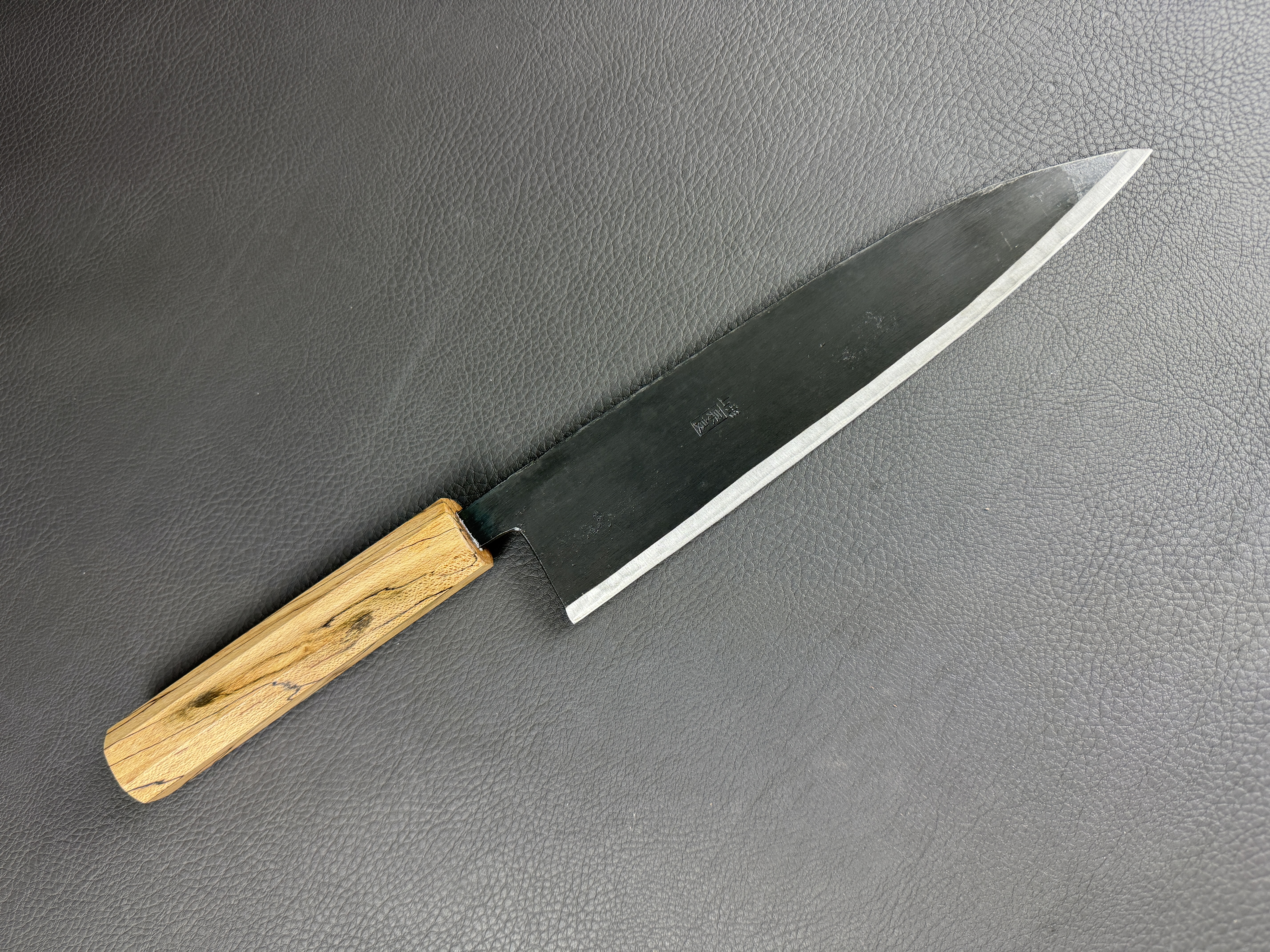 Suzuki Uchihamono Kuro Gyuto (chef's knife), 210 mm, Shirogami