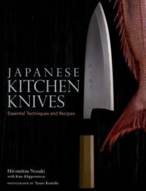 Japanese Kitchen Knives: Essential Techniques (Hardcover)