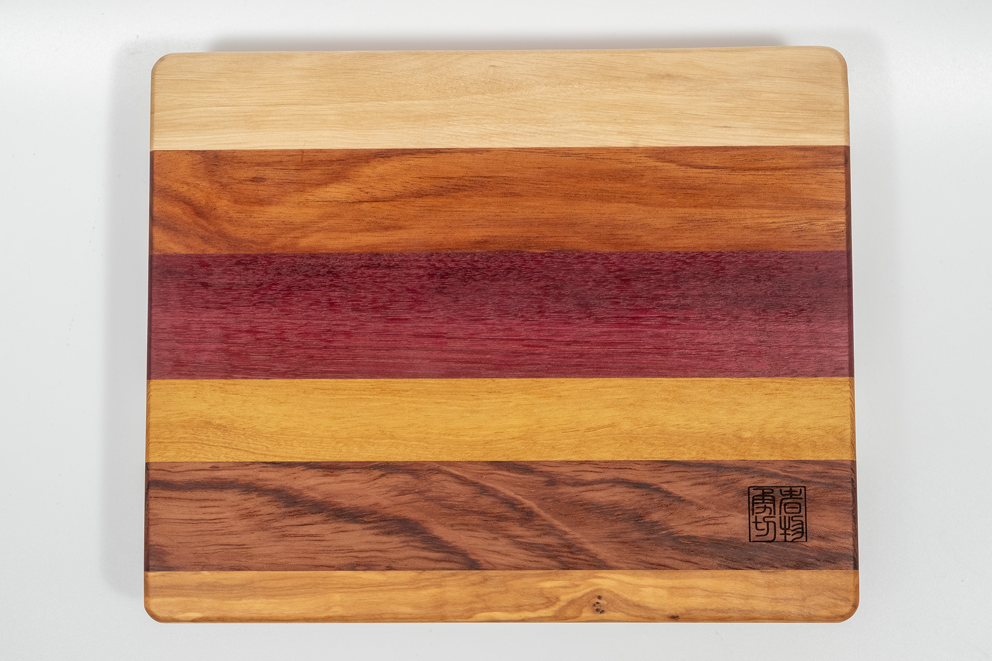 Unique cutting board (handmade), Olive, bubinga, iroko, purpleheart, Conçalo Alves, beech.