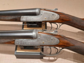 Uniek Pair T. Derksen - De Meern, Kal.12 (tweedehands)