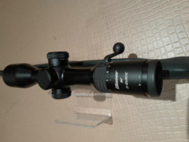 Blaser R8 Professional Kal. .30-06 Sprfd (tweedehands)