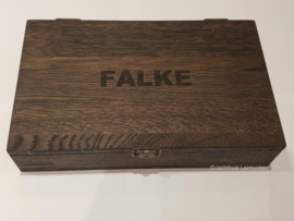 Falke Custom made mes Mammoet Ivoor