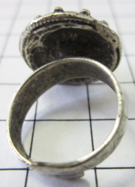 bolle ring met dichte bolletjesrand, zwaar verzilverd ZKR301