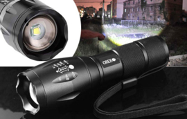 Led militaire zaklamp zaklantaarn waterdicht 2000 lumen oplaadbaar