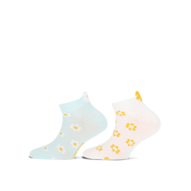 Sneaker flower dots