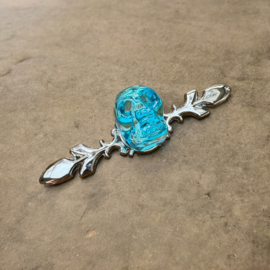 Skull kastknop, Blauwe Skull kastknop met mooie zilveren achterplaat