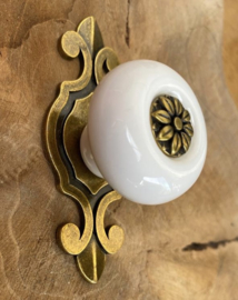 Weißer Schrankknopf aus Porzellan mit Rückplatte