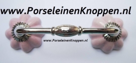 Klantfoto Dressoir met roze kastgrepen