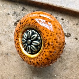 Elegante oranje  kastknoppen, Juweeltje van een kastknop oranje