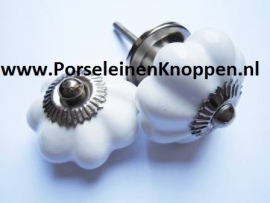Klantfoto Commode met porseleinen kastknop