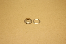 Zeilring nikkel 15mm (10)