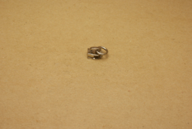 Trekker nikkel met ring voor rits 5mm