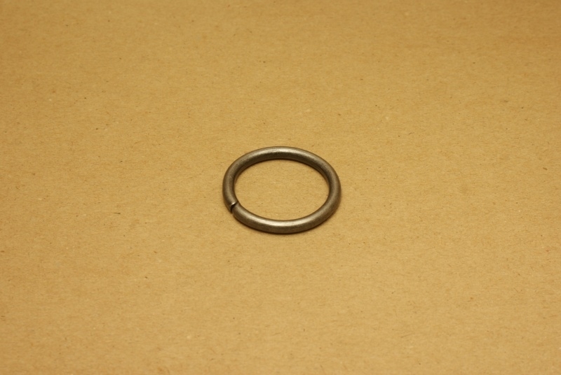 Ring ongelast oud nikkel 30 mm