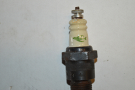 Eyquem 37S Bougie 1-44 NOS 18 mm kort