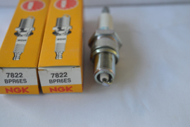 NGK Bougie BPR6ES/7822