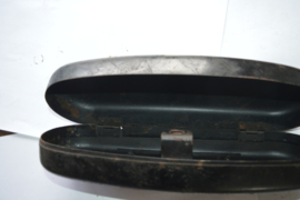 Lilac gereedschap bakje metaal