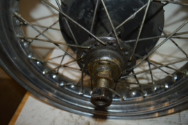 Ariel achterwiel/oud model naaf/ 16 inch velg