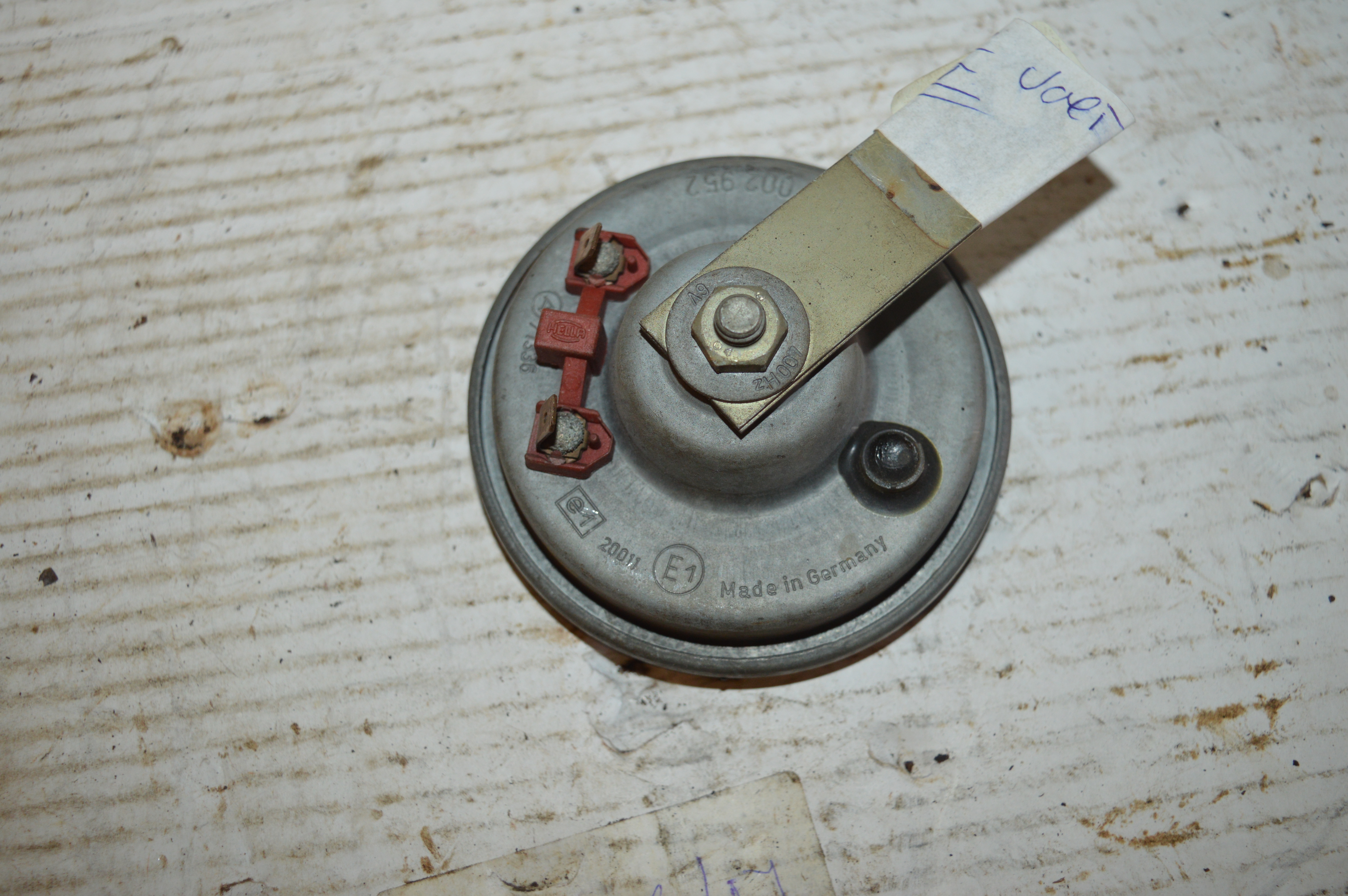 Toeter 6 volt 400Hz (model Bosch) werkt