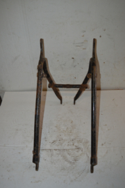 Matchless/Ajs achter frame/jampot/zadel bevestiging