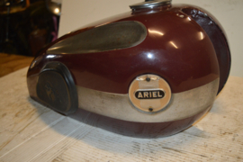 Ariel benzinetank Red Hunter 1956/emblemen/rubbers/dop