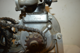 James Motorblok B190 met versnelling bak 953 (1920)