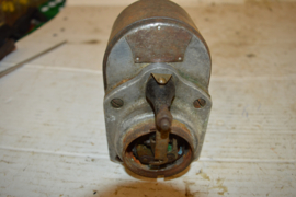 Magneet 2 cilinder c6/21031/ Z43