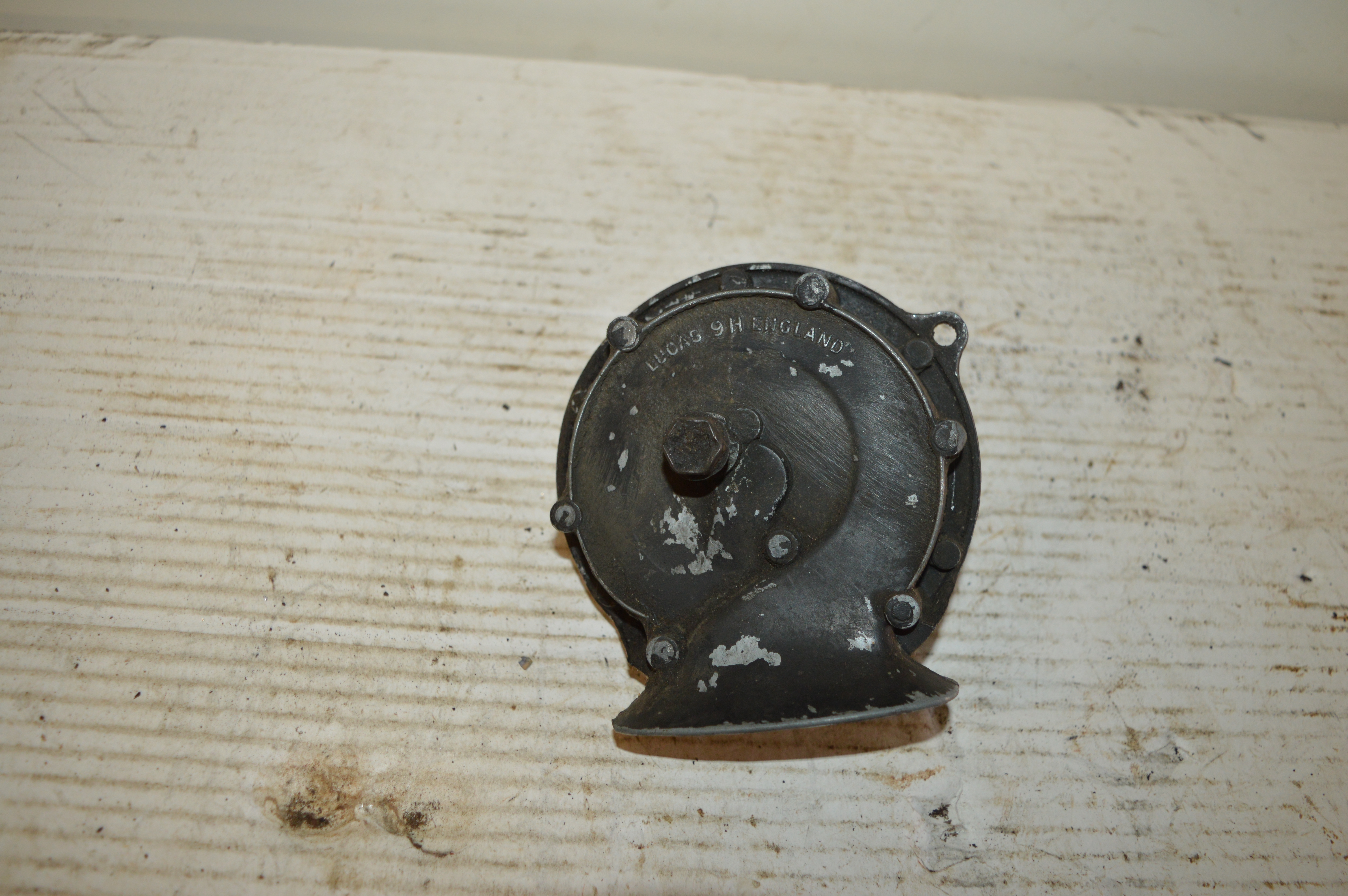 Lucas 9H England 12 volt werkt