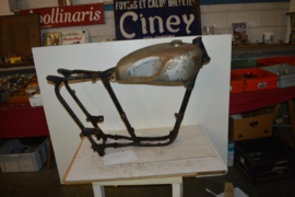 Norton Model 7 frame/geen papieren